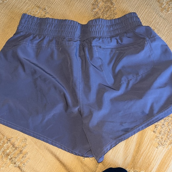 Layer 8 Active Shorts 2 Layers Spandex Plum Gym Workout Fitness Running - Picture 3 of 7